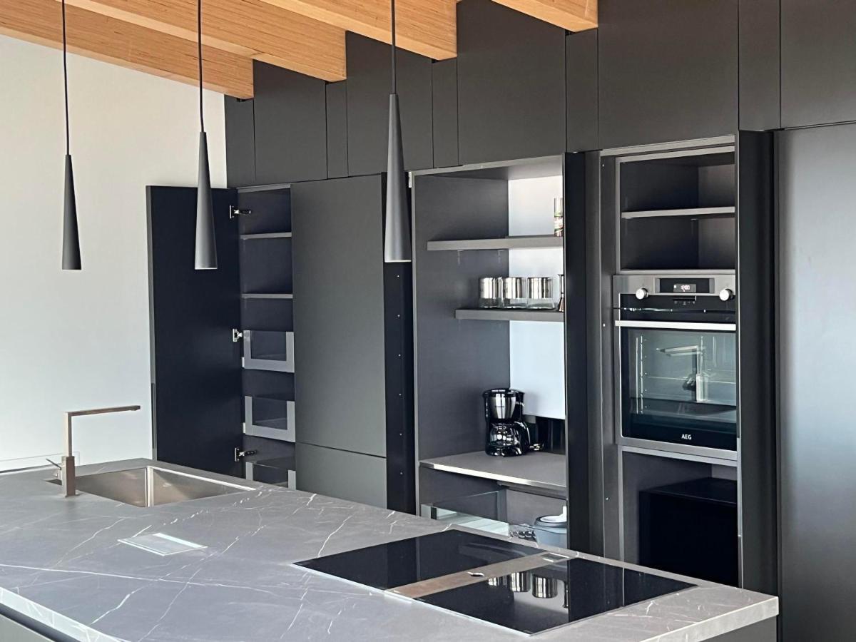 Luxury Lakefront Penthouse Lezzeno Εξωτερικό φωτογραφία